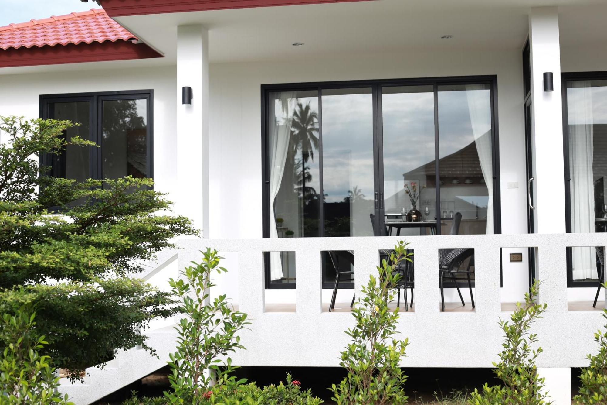 Shangrilah Bungalow Mae Nam Beach Eksteriør billede